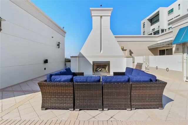 $7,500 | 331 Cleveland Street, Unit 1103, Clearwater, FL 33755