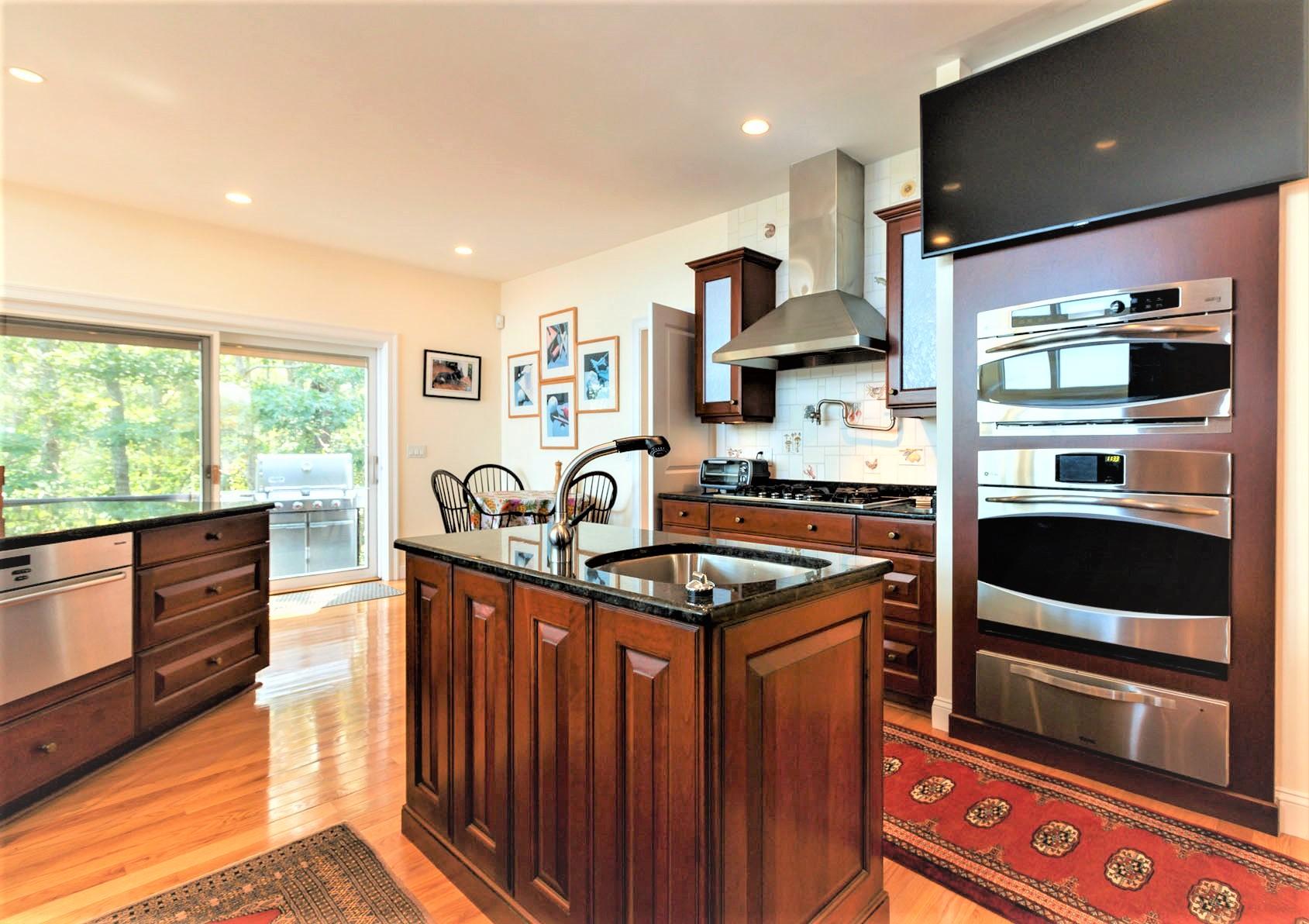 77 Tide Run Mashpee, MA 02649 - Photo 5 of 50 77TideRunMashpee-8416