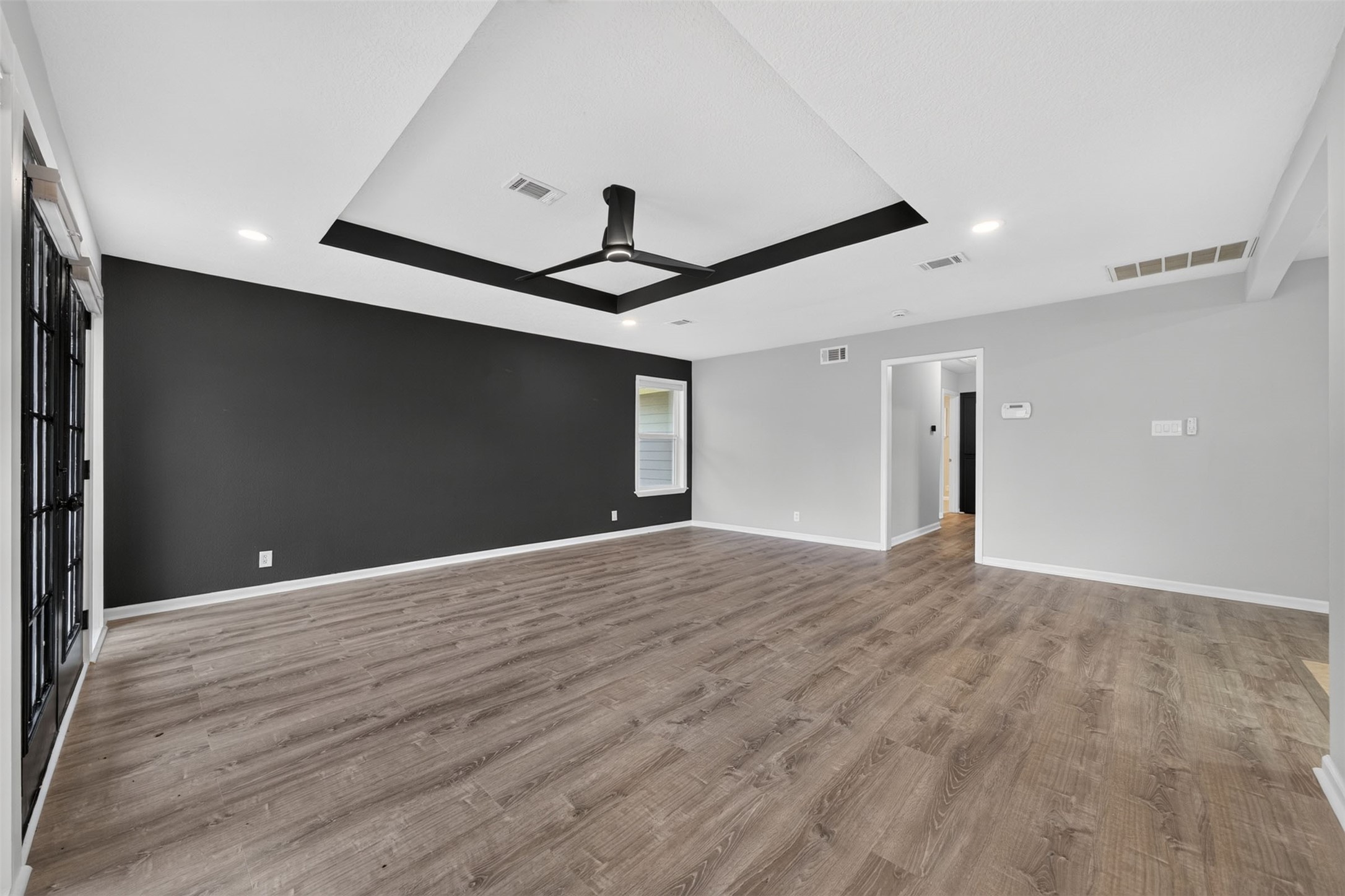 6855 Richwood Road Houston, TX 77087 - Photo 10 of 33 Gallery Image 10