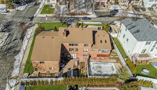 $2,200,000 | 370 Albourne Avenue | Prince's Bay