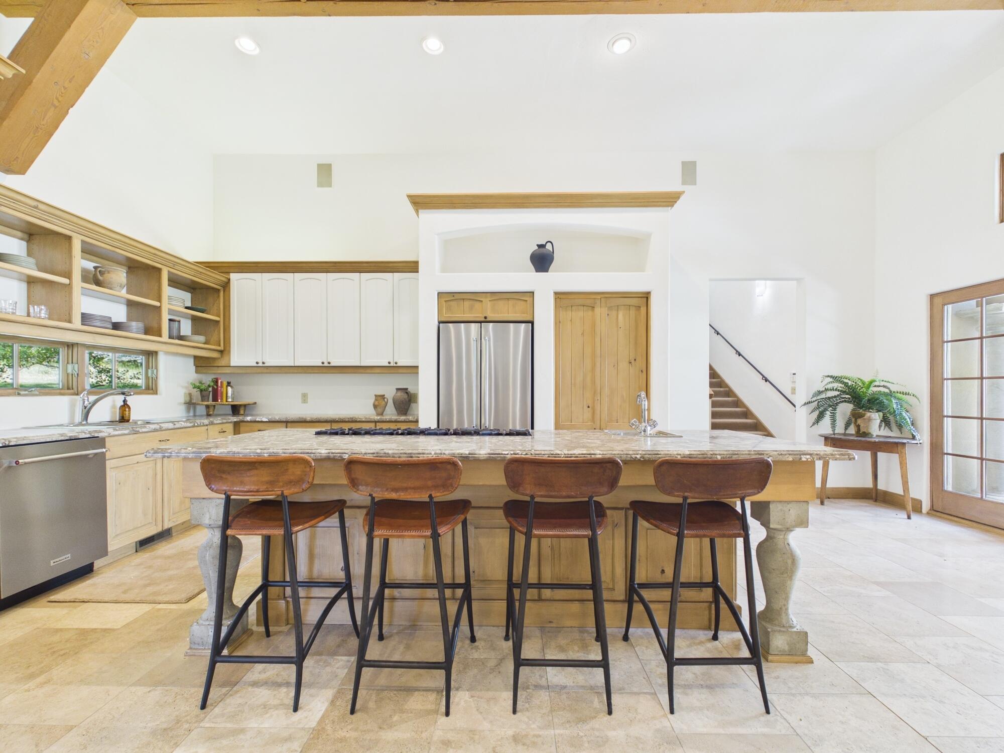 5 Willow Road Sun Valley, ID 83353 - Photo 11 of 55 Kitchen
