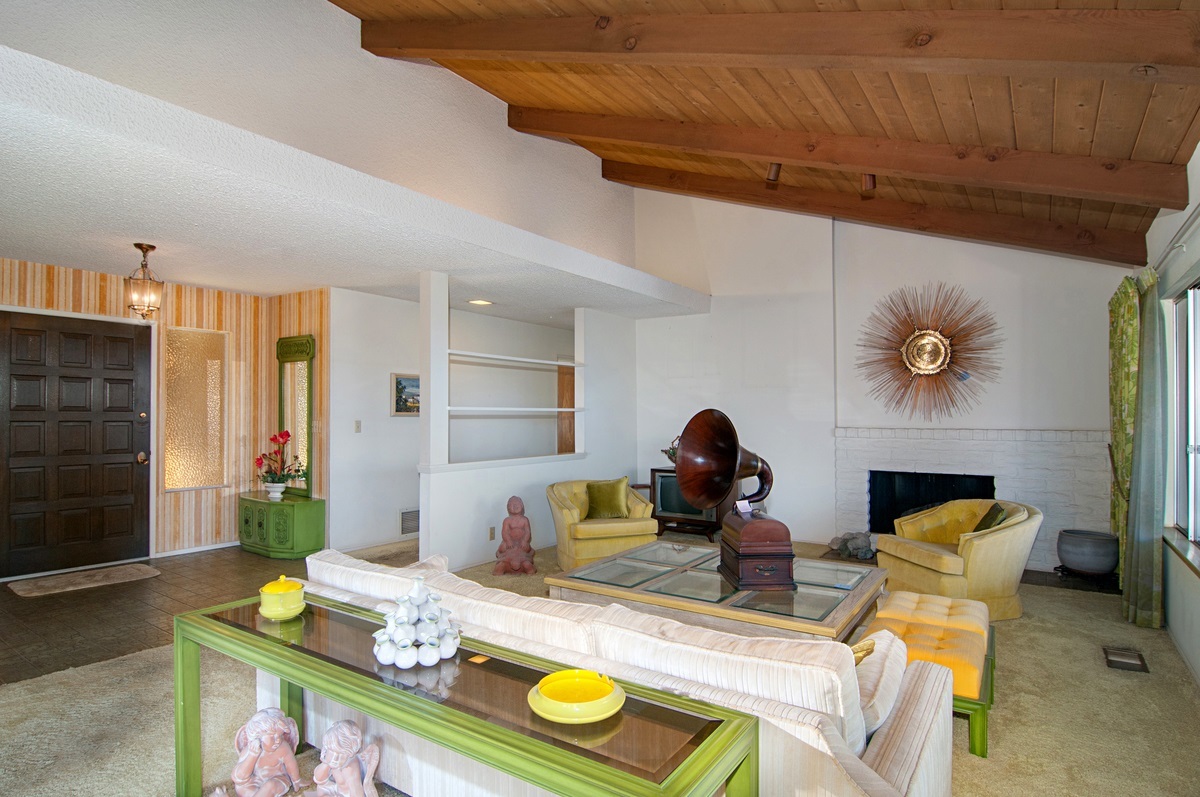 16080 Stoney Acres Road Poway, CA 92064 - Photo 8 of 25