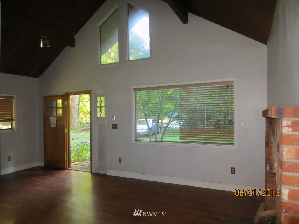 3625 East Harbor Road Langley, WA 98260 - Photo 2 of 17 Gallery Image 2