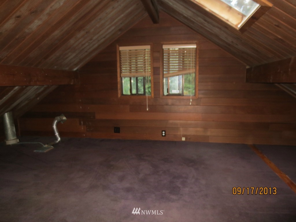 3625 East Harbor Road Langley, WA 98260 - Photo 12 of 17 Gallery Image 12