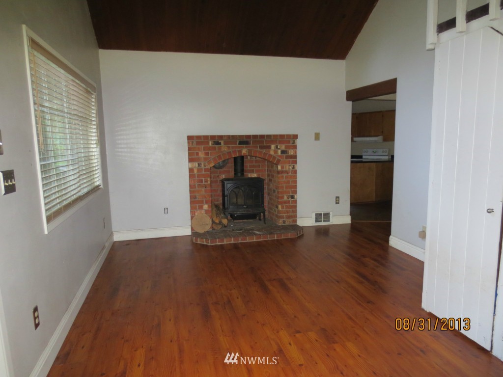 3625 East Harbor Road Langley, WA 98260 - Photo 3 of 17 Gallery Image 3
