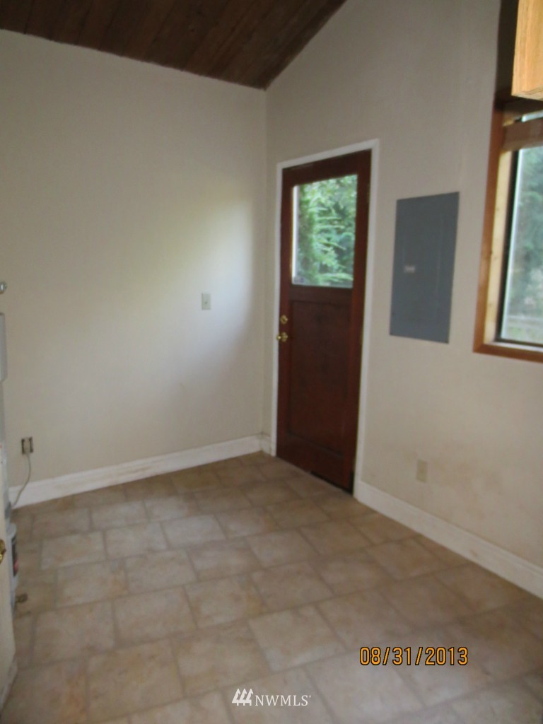 3625 East Harbor Road Langley, WA 98260 - Photo 9 of 17 Gallery Image 9