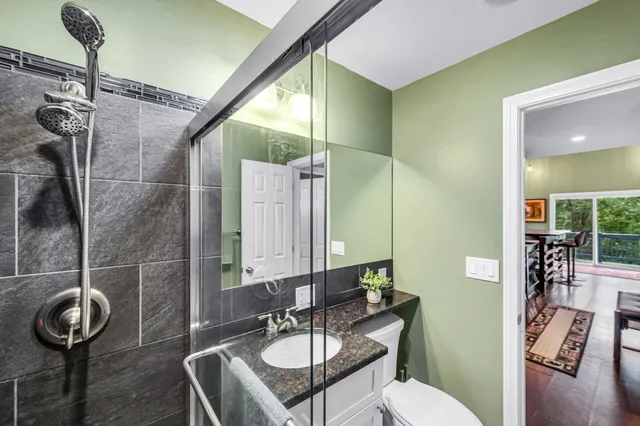 $360,000 | 231 Bergrucken Lane, Unit 121122, Readsboro, VT 05350