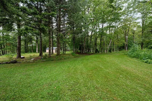 $360,000 | 231 Bergrucken Lane, Unit 121122, Readsboro, VT 05350