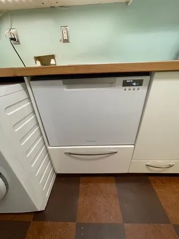 $139,000 | 2479 Peachtree Street Northeast, Unit 1103, Atlanta, GA 30305