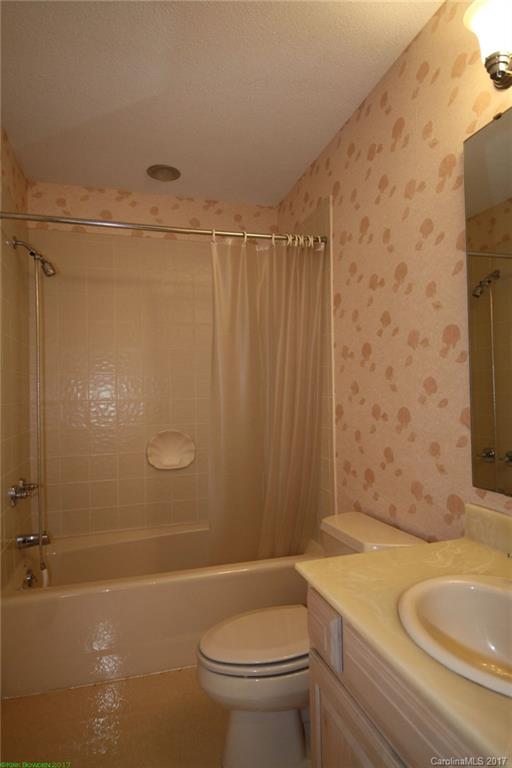 36 Hunting Country Trail, Unit 36 Tryon, NC 28782 - Photo 10 of 18