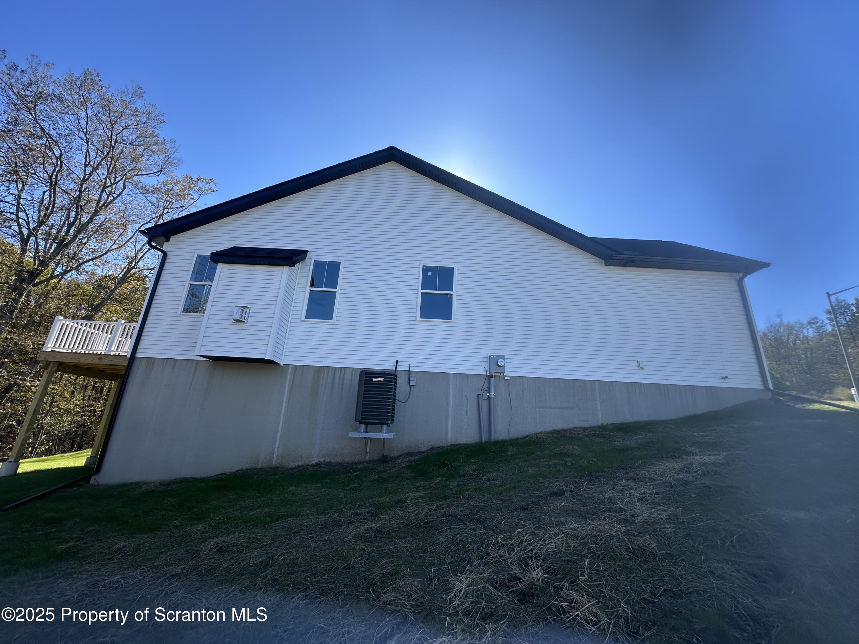 708 Pin Oak Place Moscow, PA 18444 - Photo 5 of 39 a view of a backyard