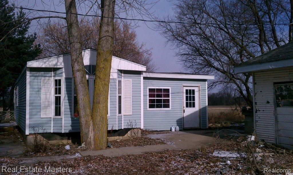 3545 Brown Road Croswell, MI 48422 - Photo 3 of 21 SIDE VIEW OF HOME