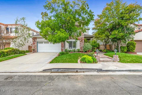 $1,098,000 | 28067 Liana Lane, Valencia, CA 91354