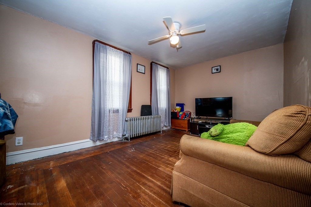 427 Hope Street Fall River, MA 02721 - Photo 9 of 22