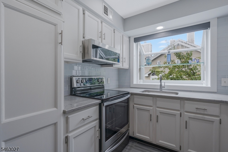 90 Birchwood Road Bedminster, NJ 07921 - Photo 10 of 28 Gallery Image 10