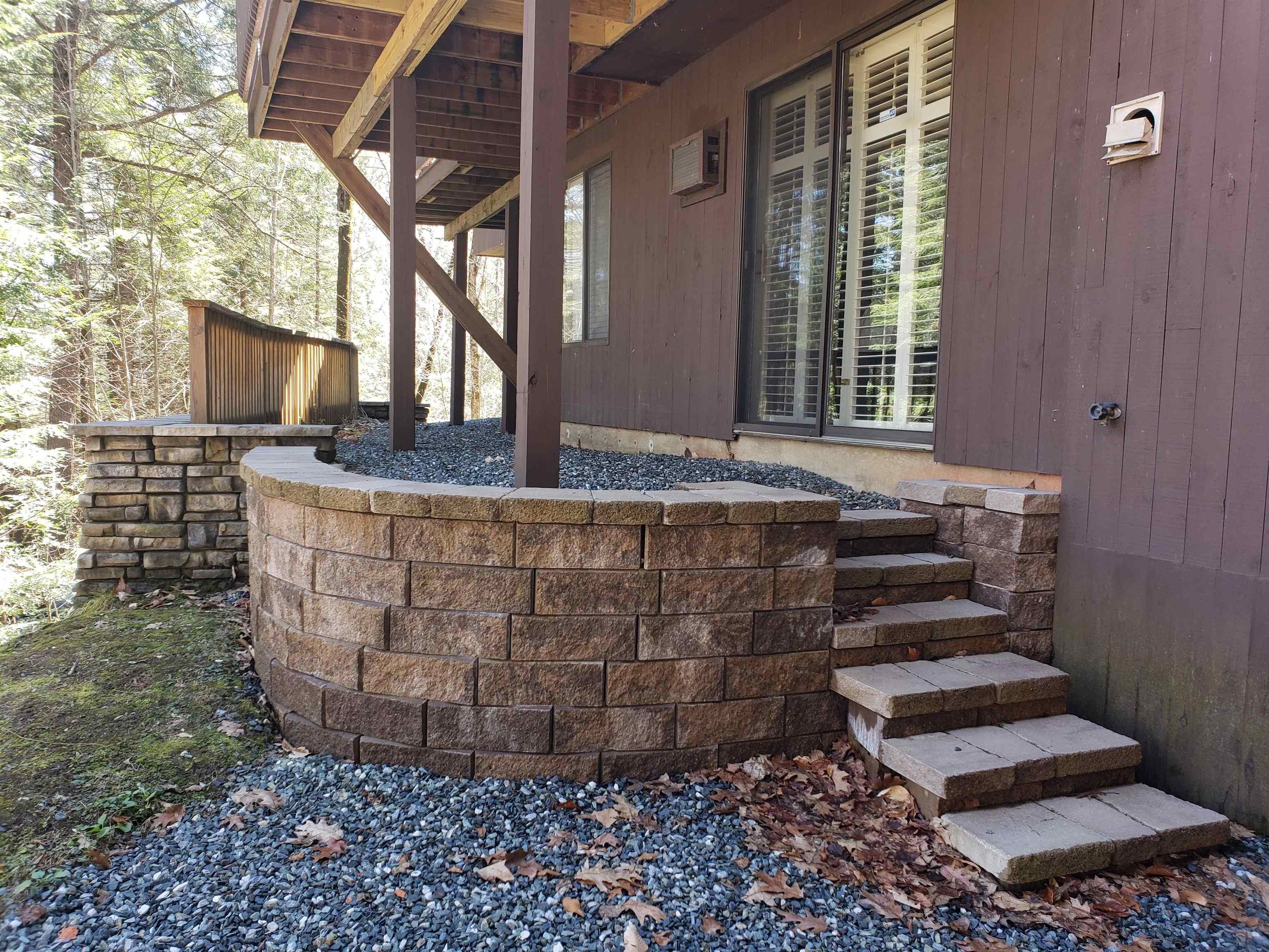 383 Old Quechee Road, Unit 8B Hartford, VT 05059 - Photo 28 of 29 Gallery Image 28