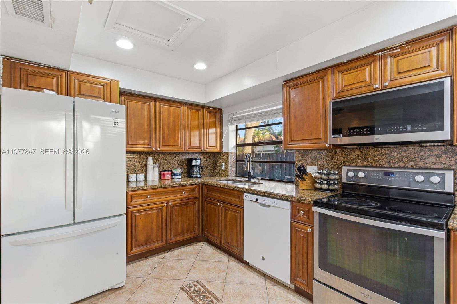 13253 Southwest 110th Terrace, Unit 191 Miami, FL 33186 - Photo 6 of 27