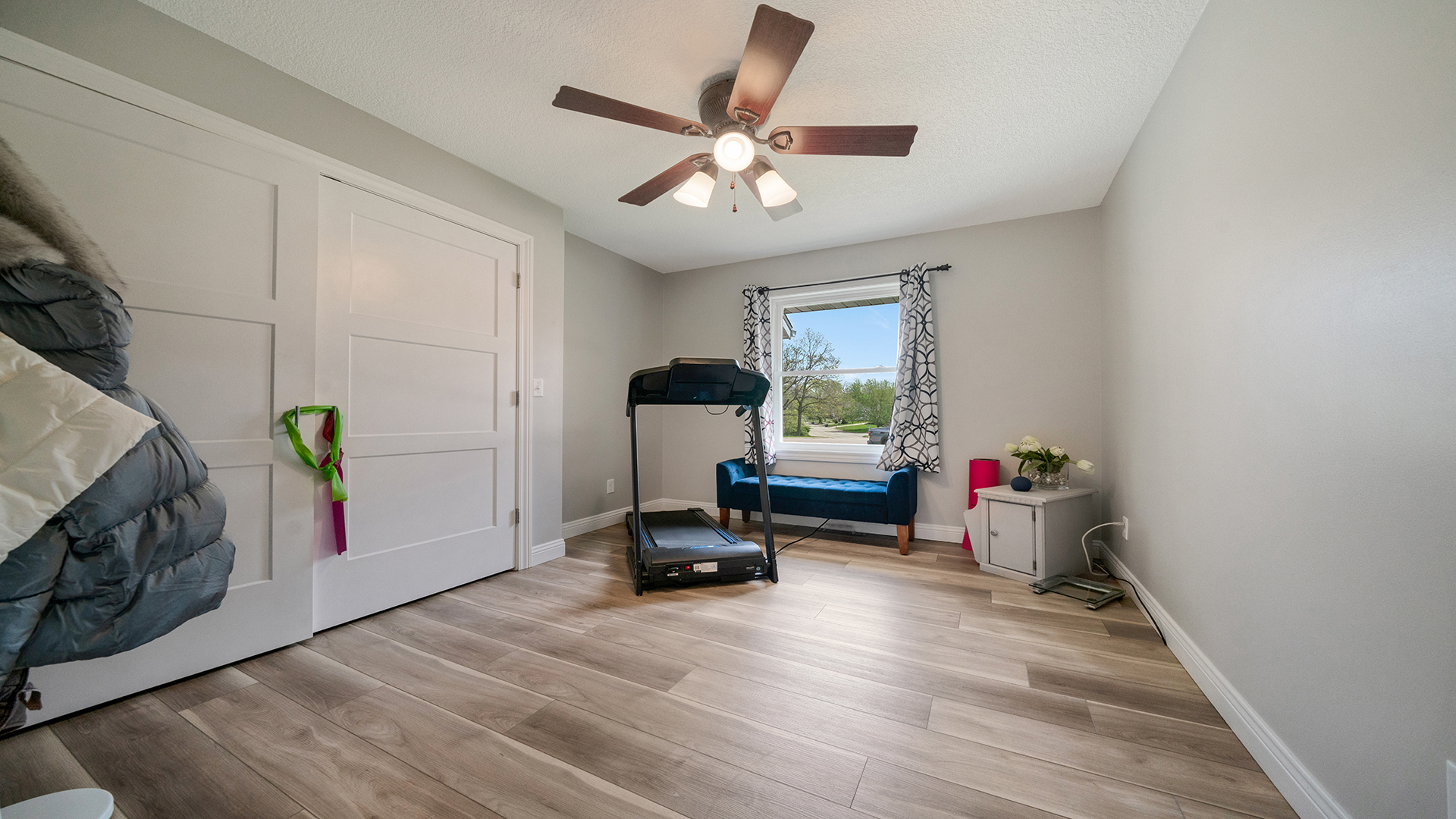 401 Deer Chase Dixon, IL 61021 - Photo 24 of 39 a living room with furniture and a window