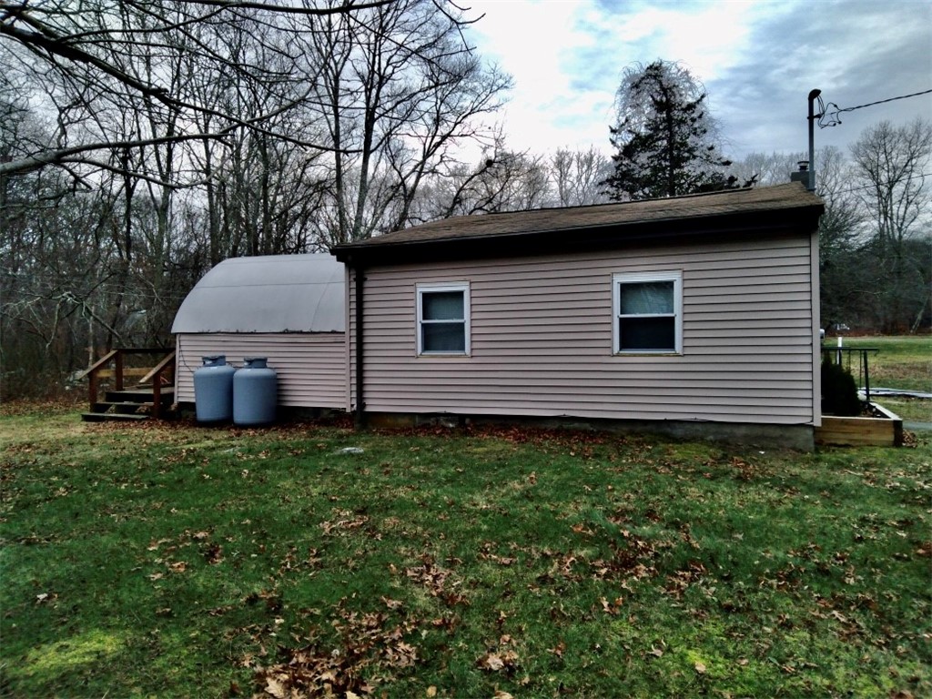 501 Bulgarmarsh Road Tiverton, RI 02878 - Photo 9 of 10
