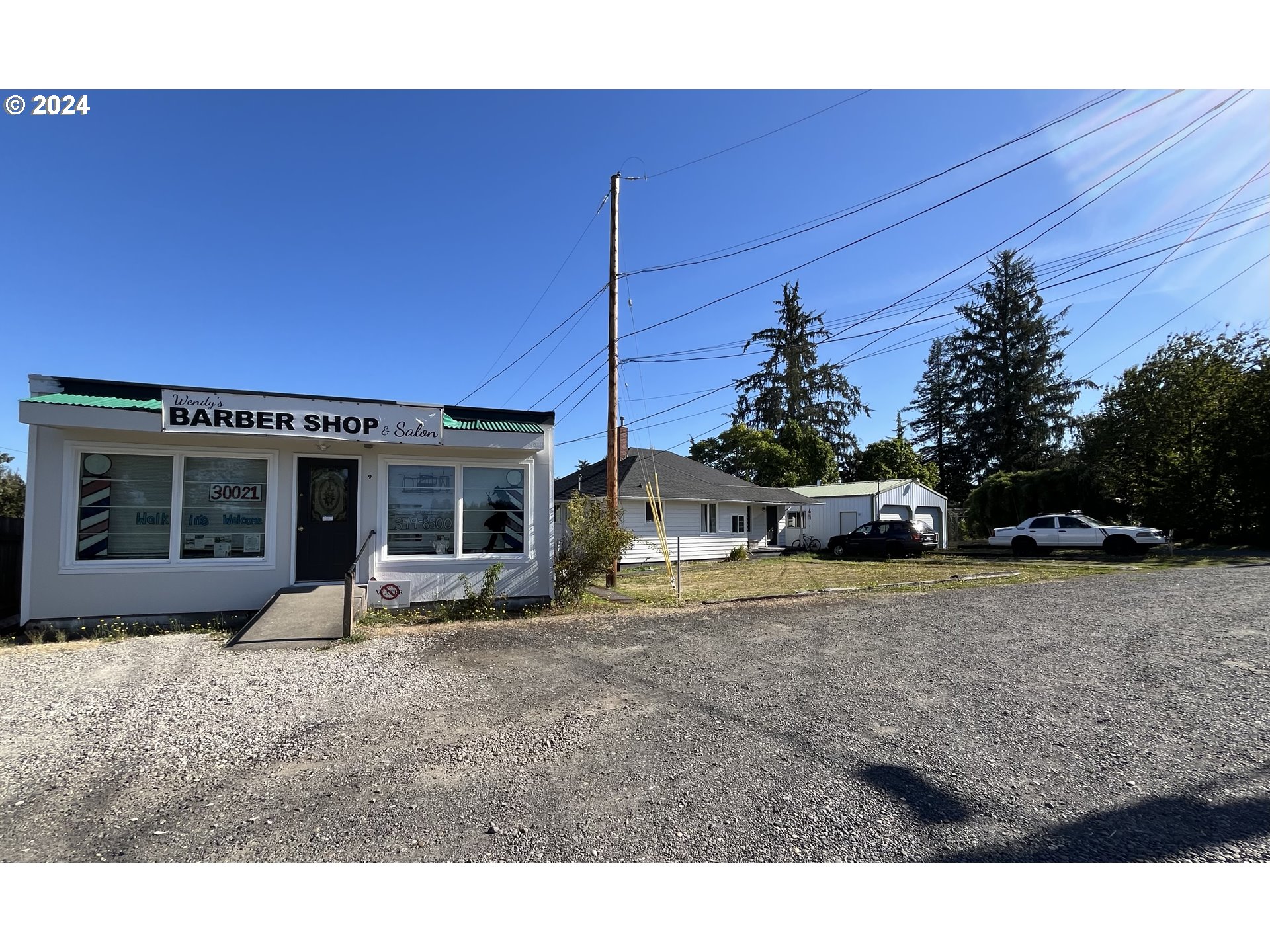 30021 Southeast Orient Drive Gresham, OR 97080 - Photo 27 of 27 a backyard of a house with seating space