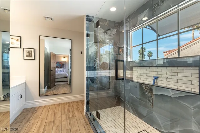 $4,950 | 2845 Queens Courtyard Drive, Las Vegas, NV 89109