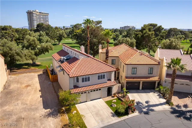 $4,950 | 2845 Queens Courtyard Drive, Las Vegas, NV 89109