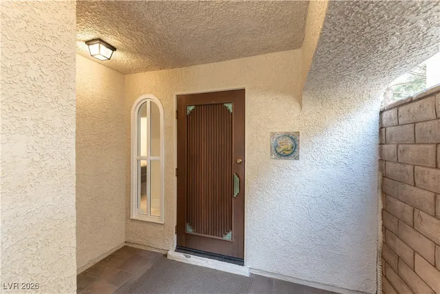 $4,950 | 2845 Queens Courtyard Drive, Las Vegas, NV 89109