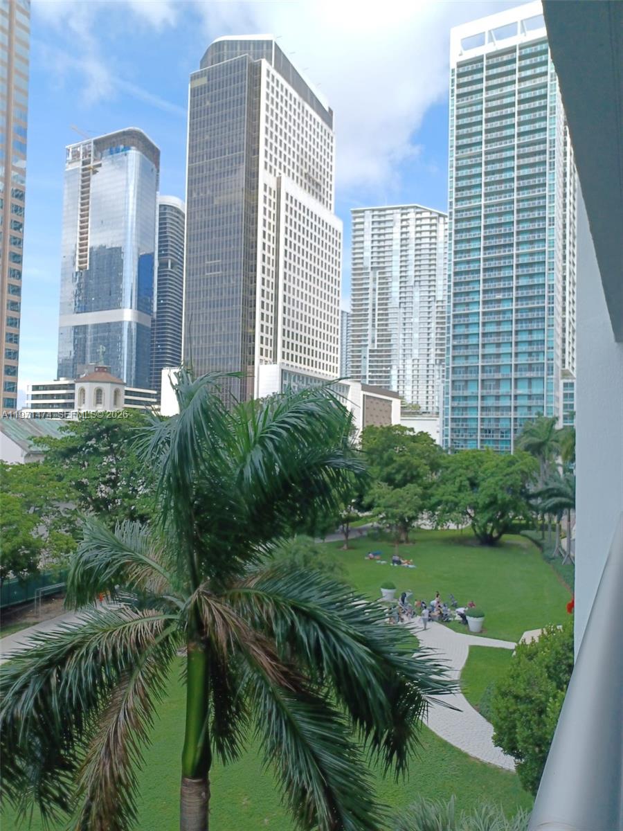 495 Brickell Avenue, Unit 509 Miami, FL 33131 - Photo 22 of 25 a view of a multi story building