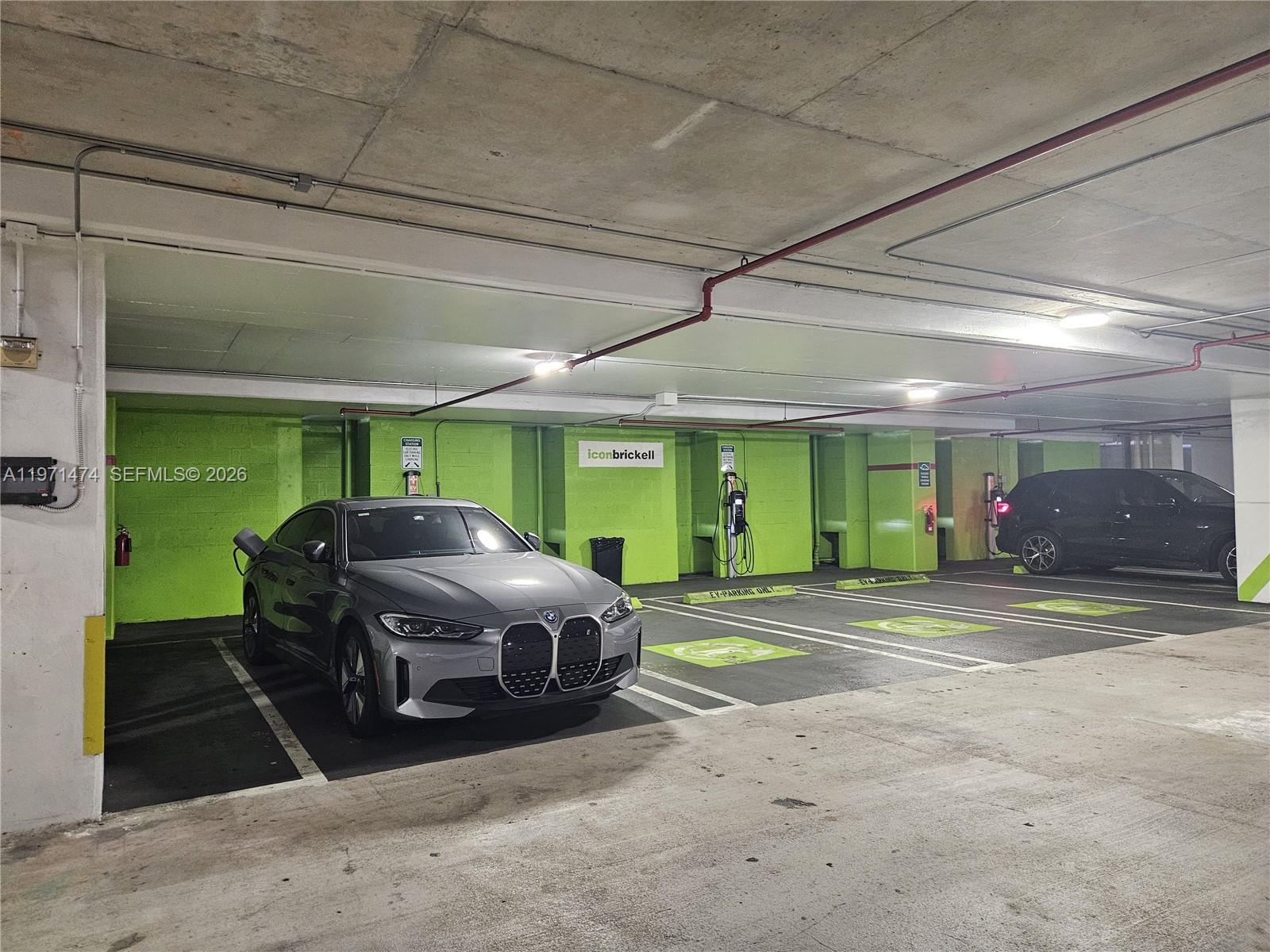 495 Brickell Avenue, Unit 509 Miami, FL 33131 - Photo 23 of 25 a car parked in front of a building