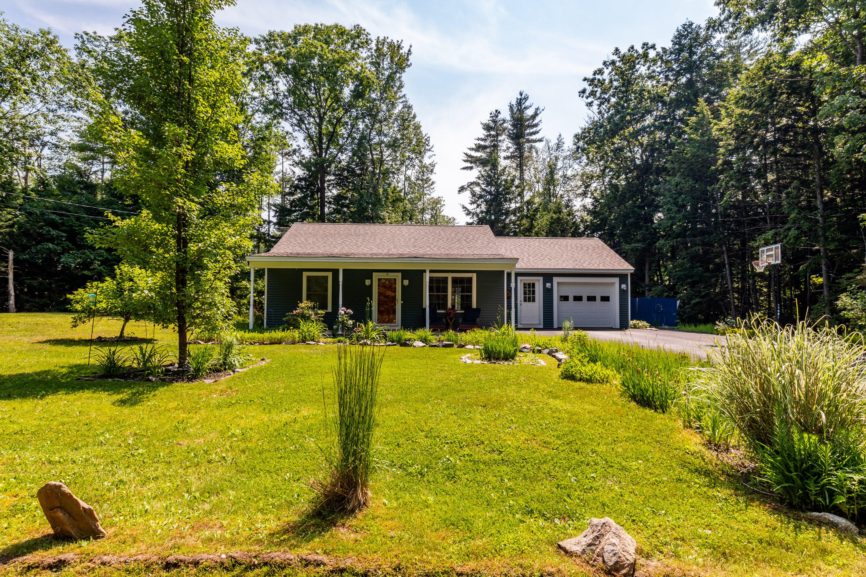 19 Boothby Road Saco, ME 04072 - Photo 13 of 69 20240619ms-81009