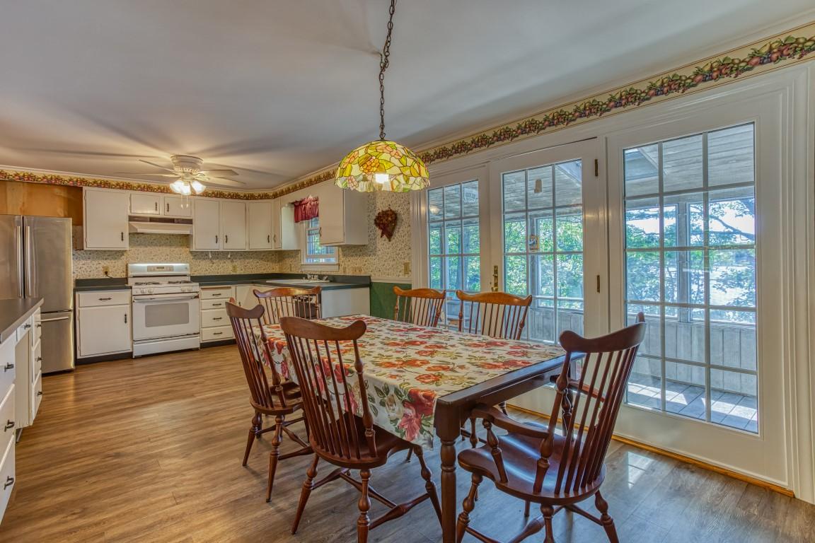 22 Barn Road Trevett, ME 04571 - Photo 7 of 28 Dining Rm