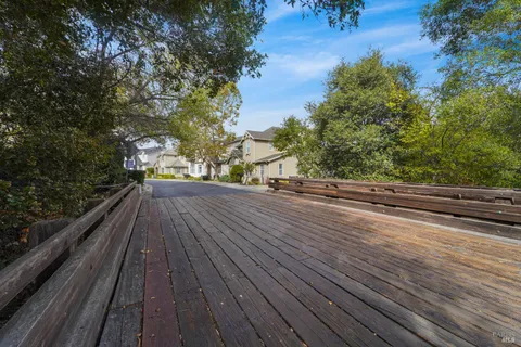 $170,000 | 2302 Broadleigh Place, Vallejo, CA 94591