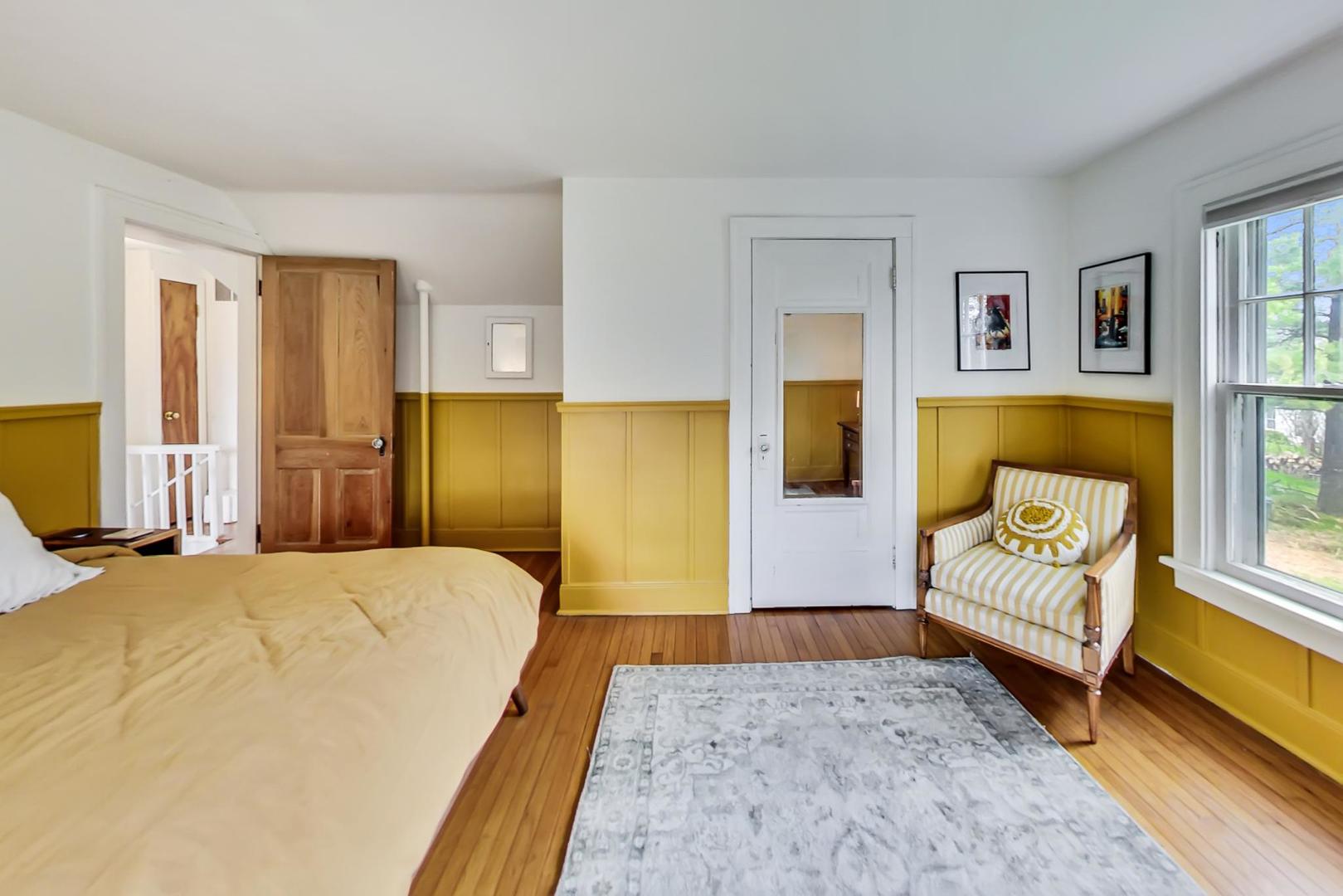 20792 Illinois Rte 59 Barrington, IL 60010 - Photo 21 of 35 a bedroom with a bed and a couch