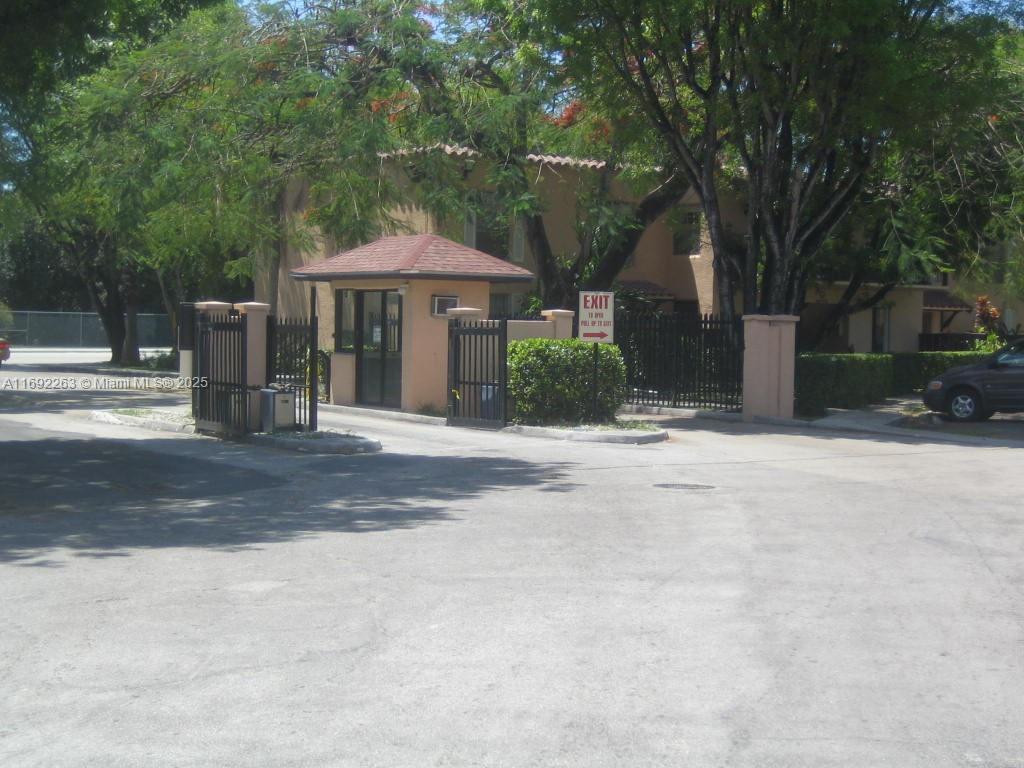 10832 North Kendall Drive, Unit U5 Miami, FL 33176 - Photo 20 of 22