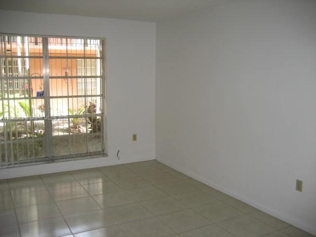 10832 North Kendall Drive, Unit U5 Miami, FL 33176 - Photo 3 of 22