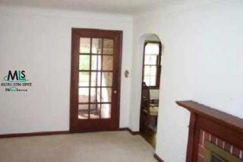 170 Riverside Drive Mount Clemens, MI 48043 - Photo 6 of 9 639866-5.JPG