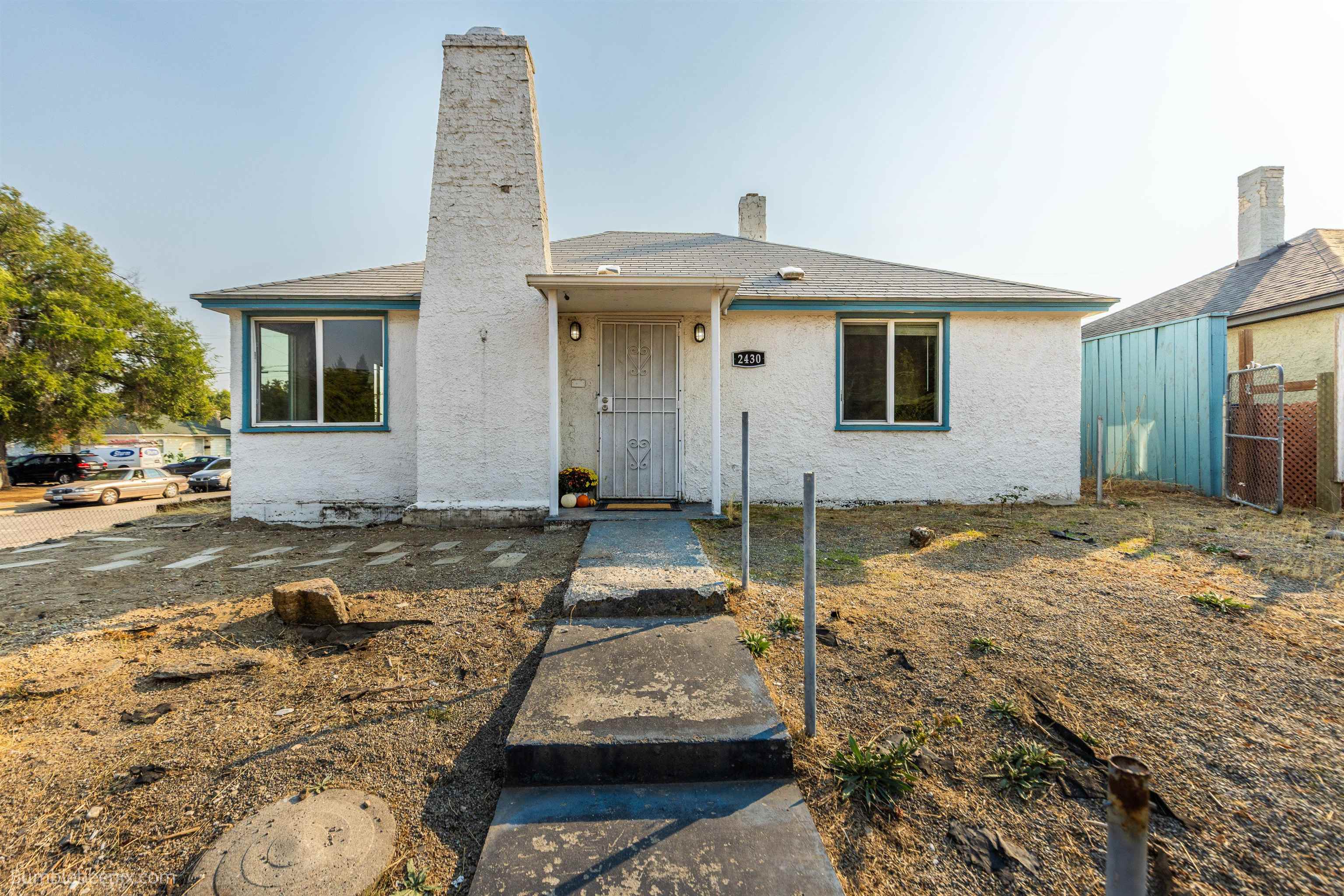 2430 East Longfellow Avenue Spokane, WA 99207 - Photo 2 of 34