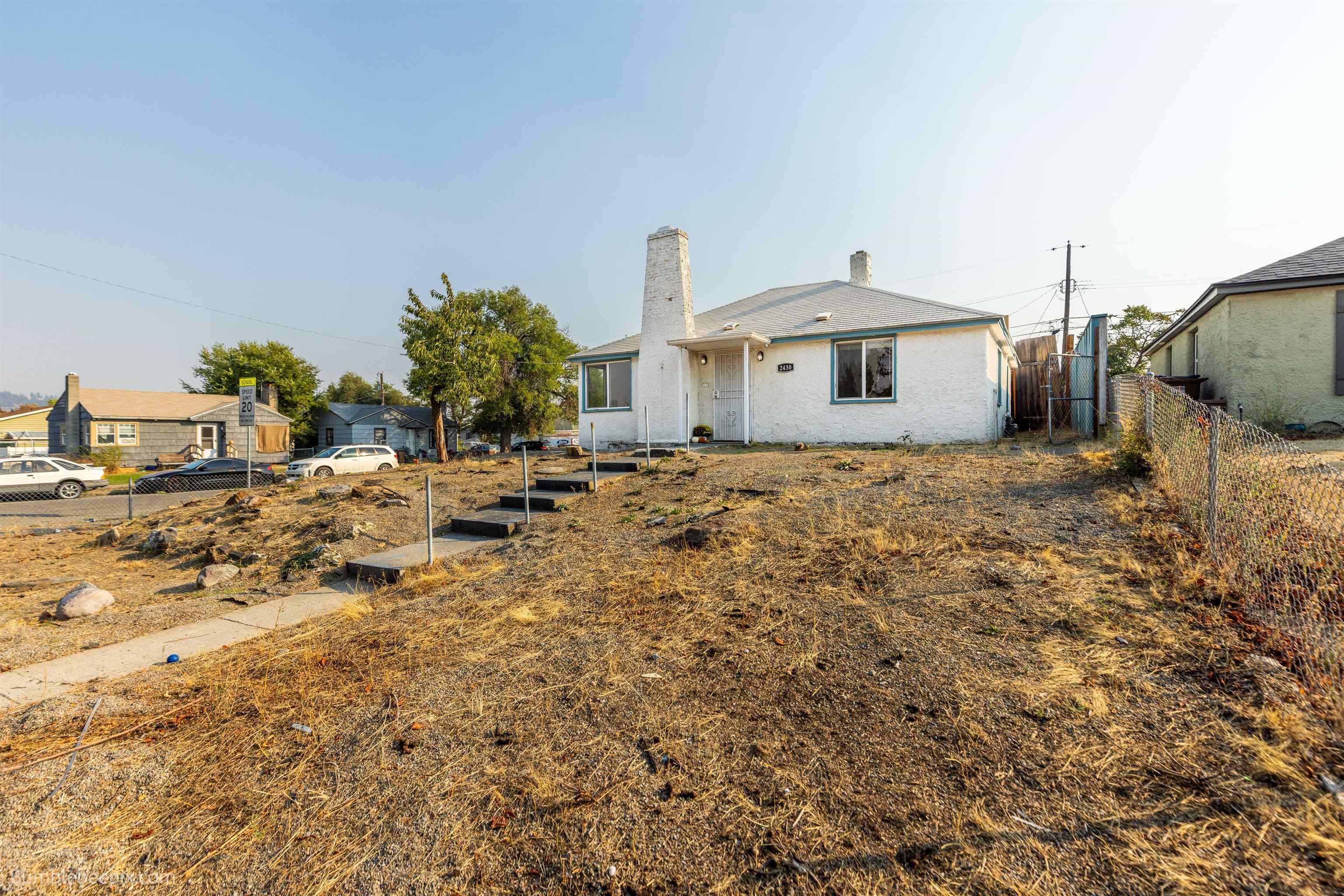 2430 East Longfellow Avenue Spokane, WA 99207 - Photo 4 of 34