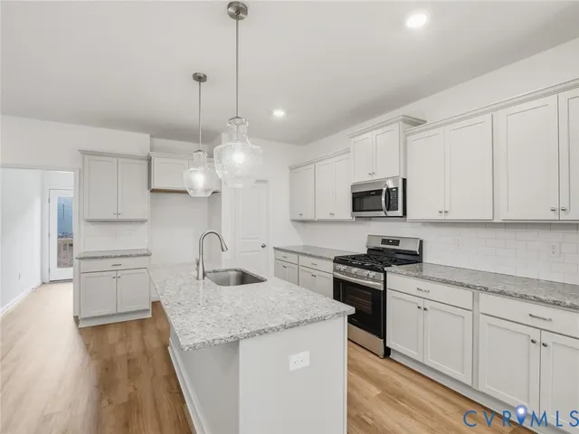 $399,950 | 16214 White Oak Tree Court, Chesterfield, VA 23832