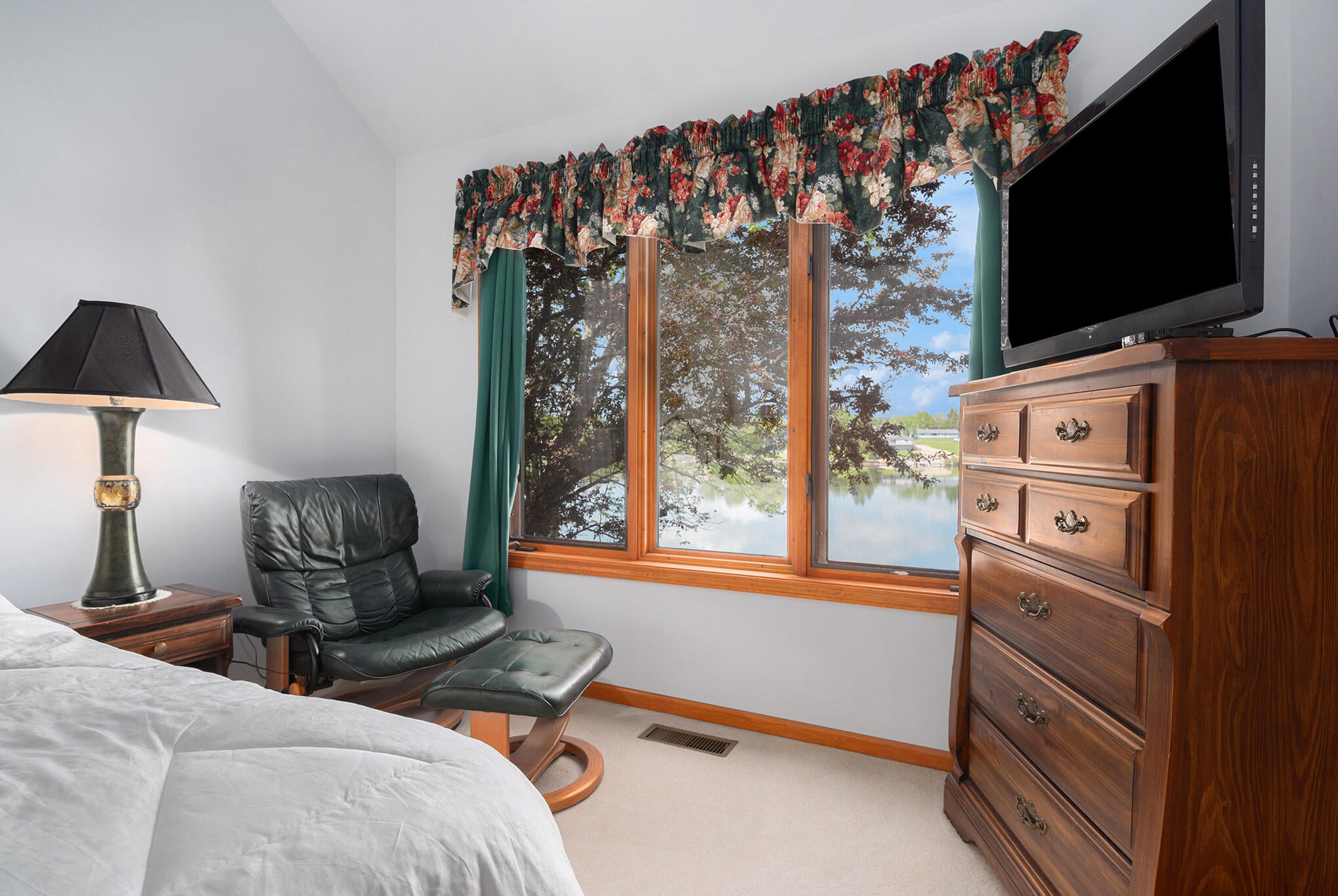 10783 Moonlight Bay Road Cheboygan, MI 49721 - Photo 27 of 50 Gallery Image 27