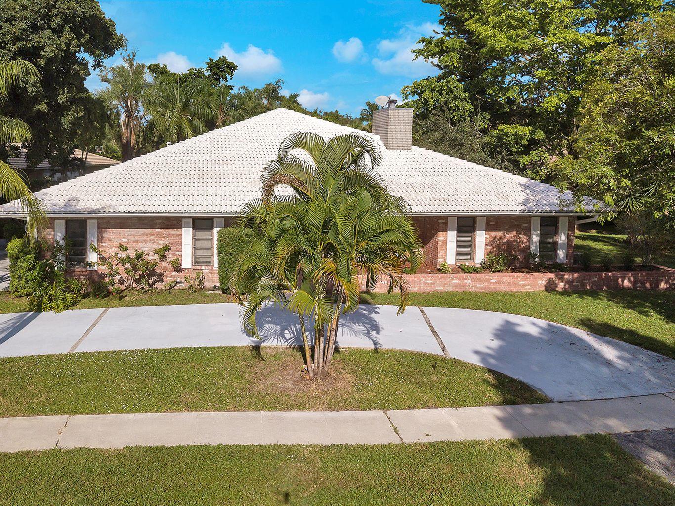 6679 North Grande Drive Boca Raton, FL 33433 - Photo 1 of 47 6679 N Grande