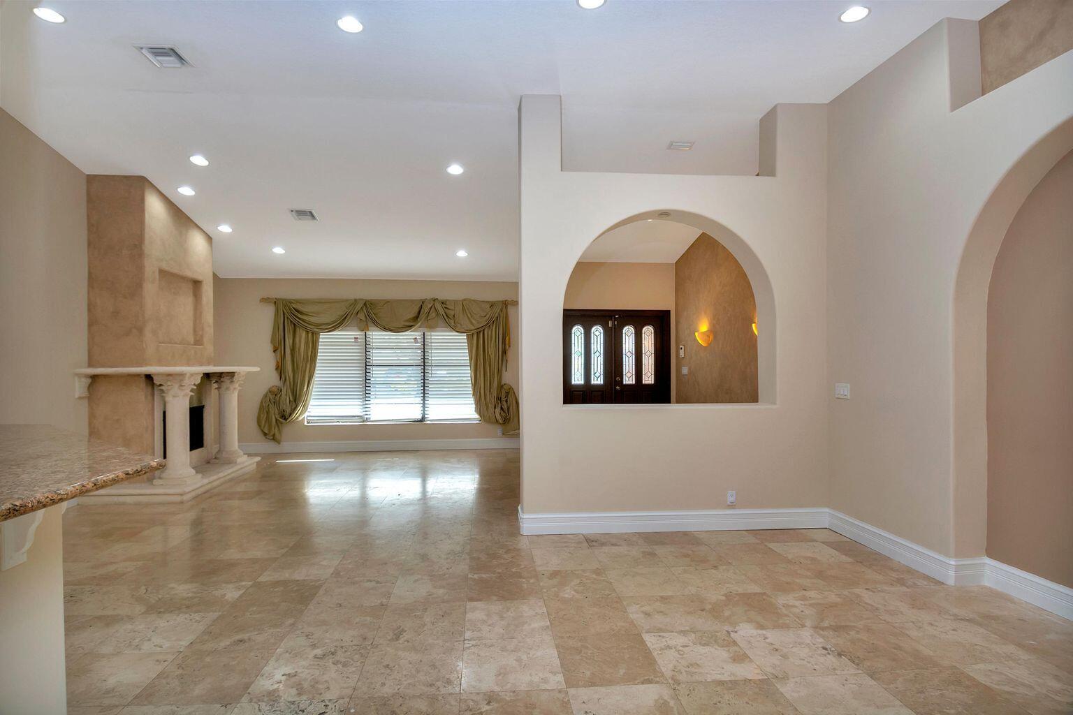 6679 North Grande Drive Boca Raton, FL 33433 - Photo 14 of 47 20200426023727471062000000-o