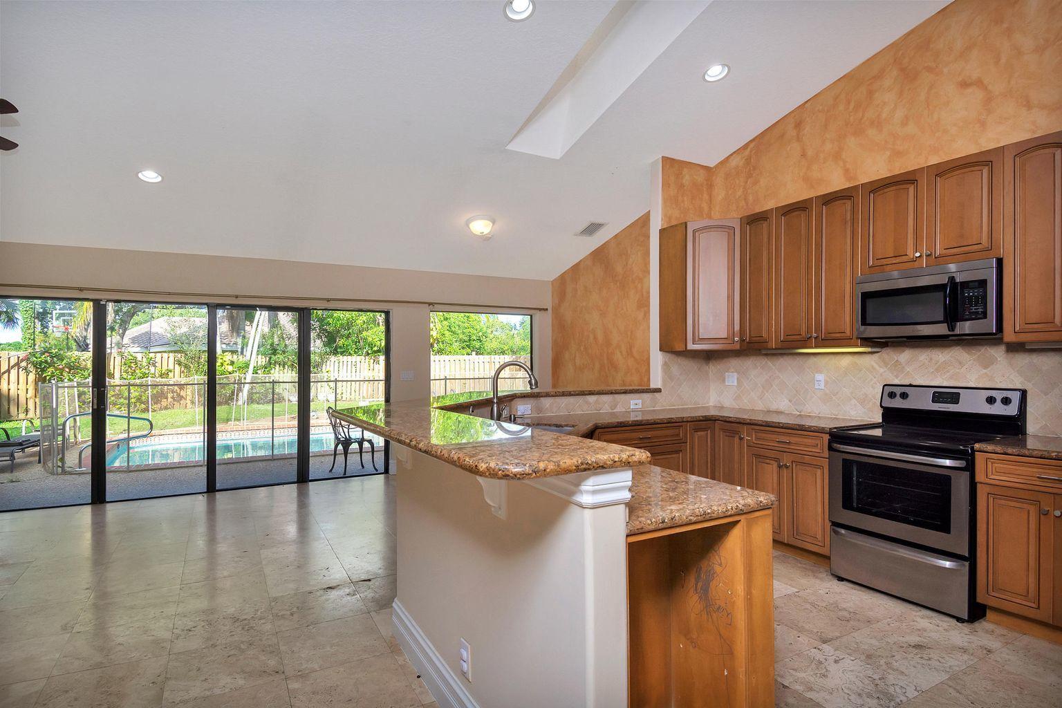 6679 North Grande Drive Boca Raton, FL 33433 - Photo 17 of 47 20200426023729255703000000-o