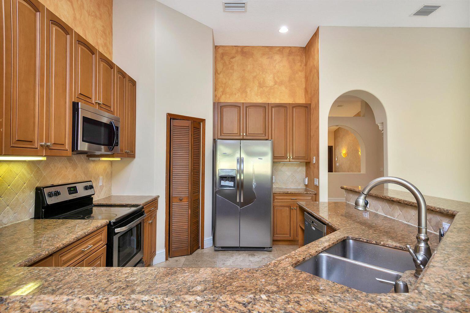 6679 North Grande Drive Boca Raton, FL 33433 - Photo 25 of 47 20200426023736861767000000-o