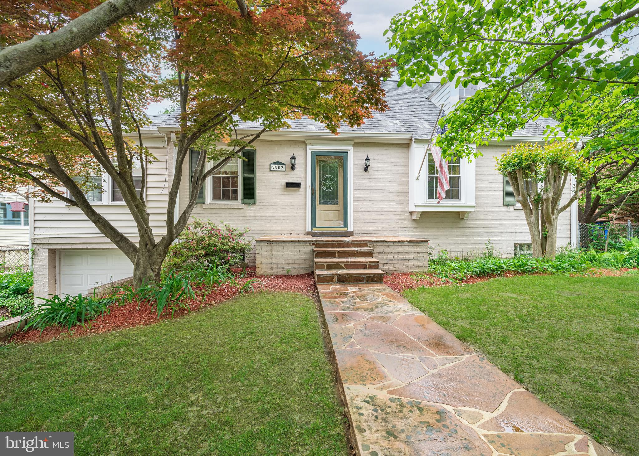 9902 Sutherland Road Silver Spring, MD 20901 - Photo 3 of 26