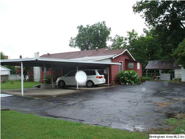 916 Fulton Avenue Birmingham, AL 35217 - Photo 1 of 21