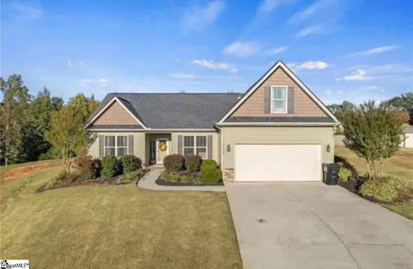 $395,000 | 1020 Carlisle Place, Anderson, SC 29621