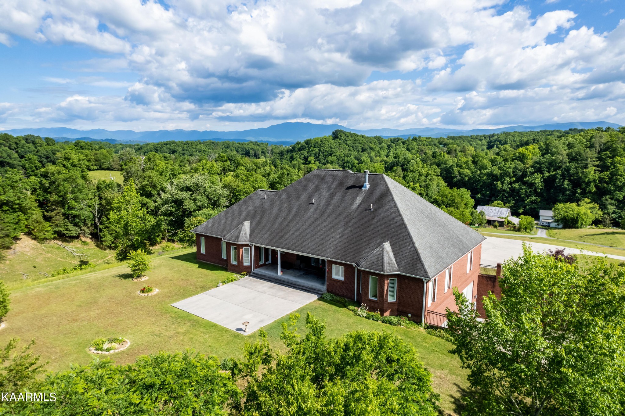1591 New Era Road Sevierville, TN 37862 - Photo 54 of 60 Gallery Image 54