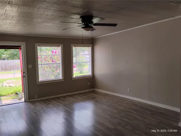 $1,575 | 5954 Doolittle Boulevard, Houston, TX 77033