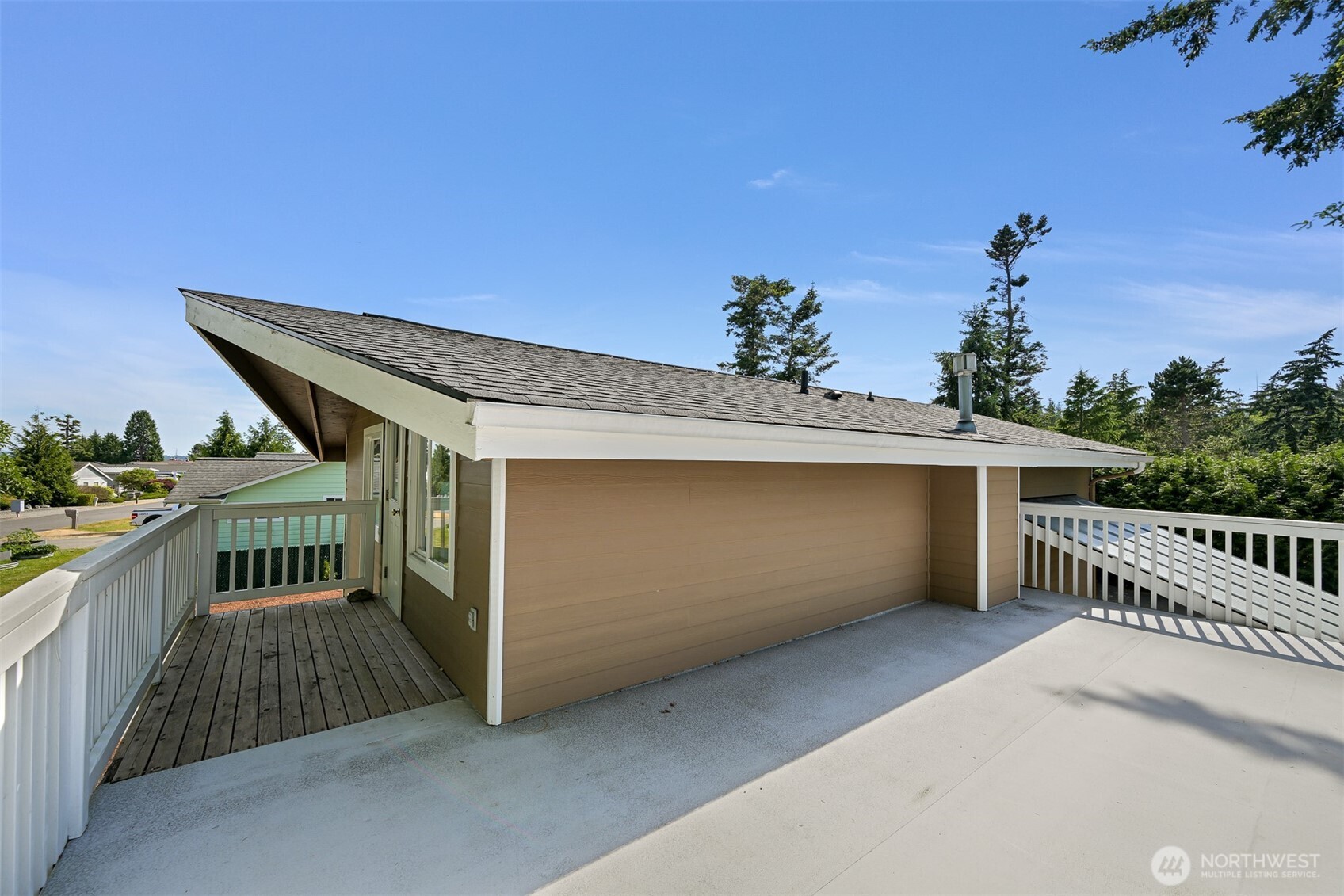 8141 Comox Road Blaine, WA 98230 - Photo 33 of 33